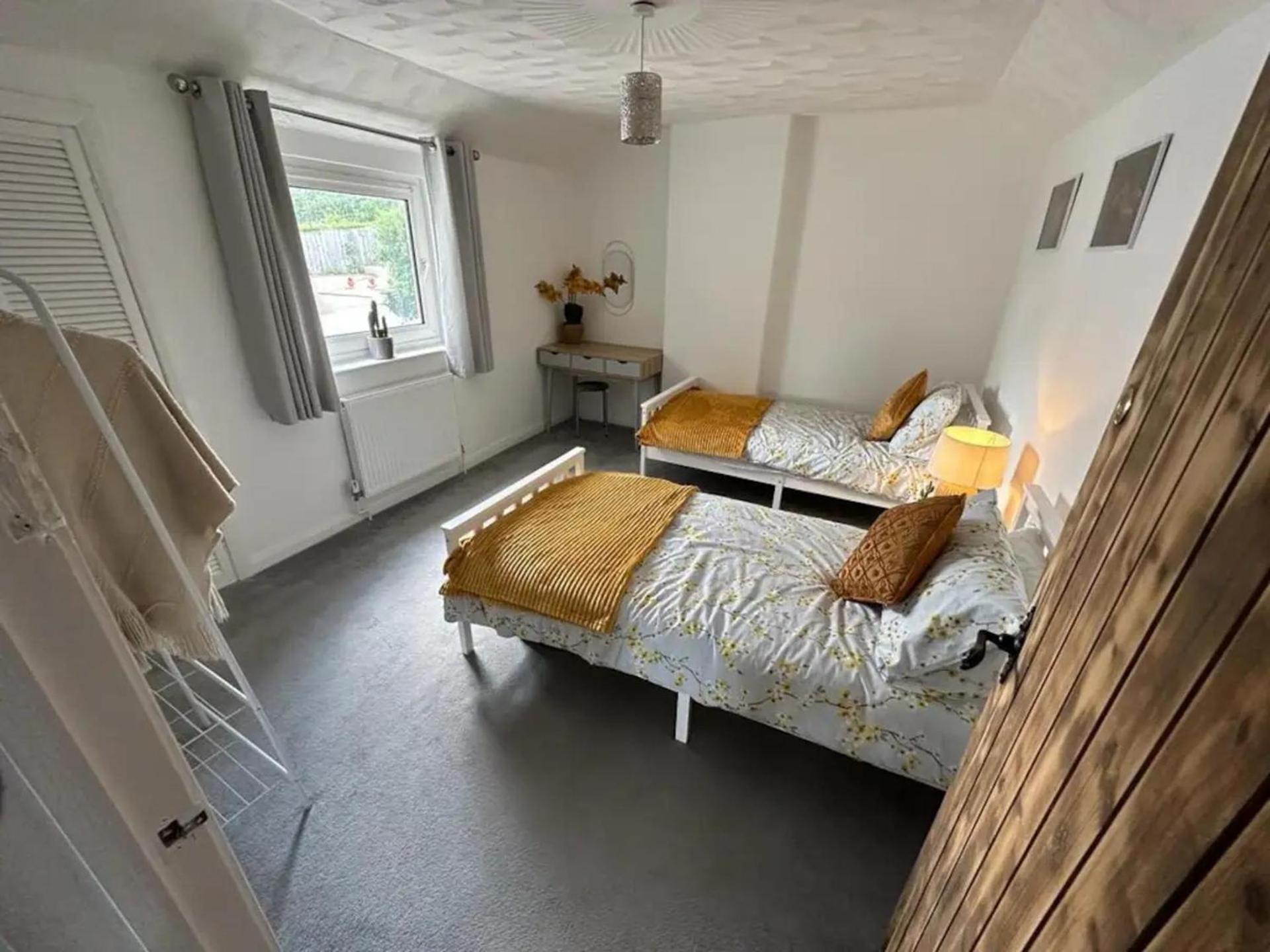 Apartmán 2 Bed-Sleeps 4-Sea View-Pet Friendly-Parking Llanelli Exteriér fotografie